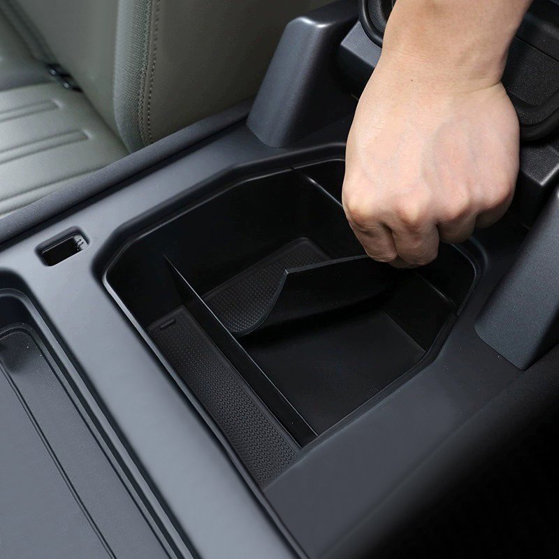 Car Interior Accessories Central Control Armrest Box with Fridge Storage Box for Land Rover New Defender 90/110/130 2020+