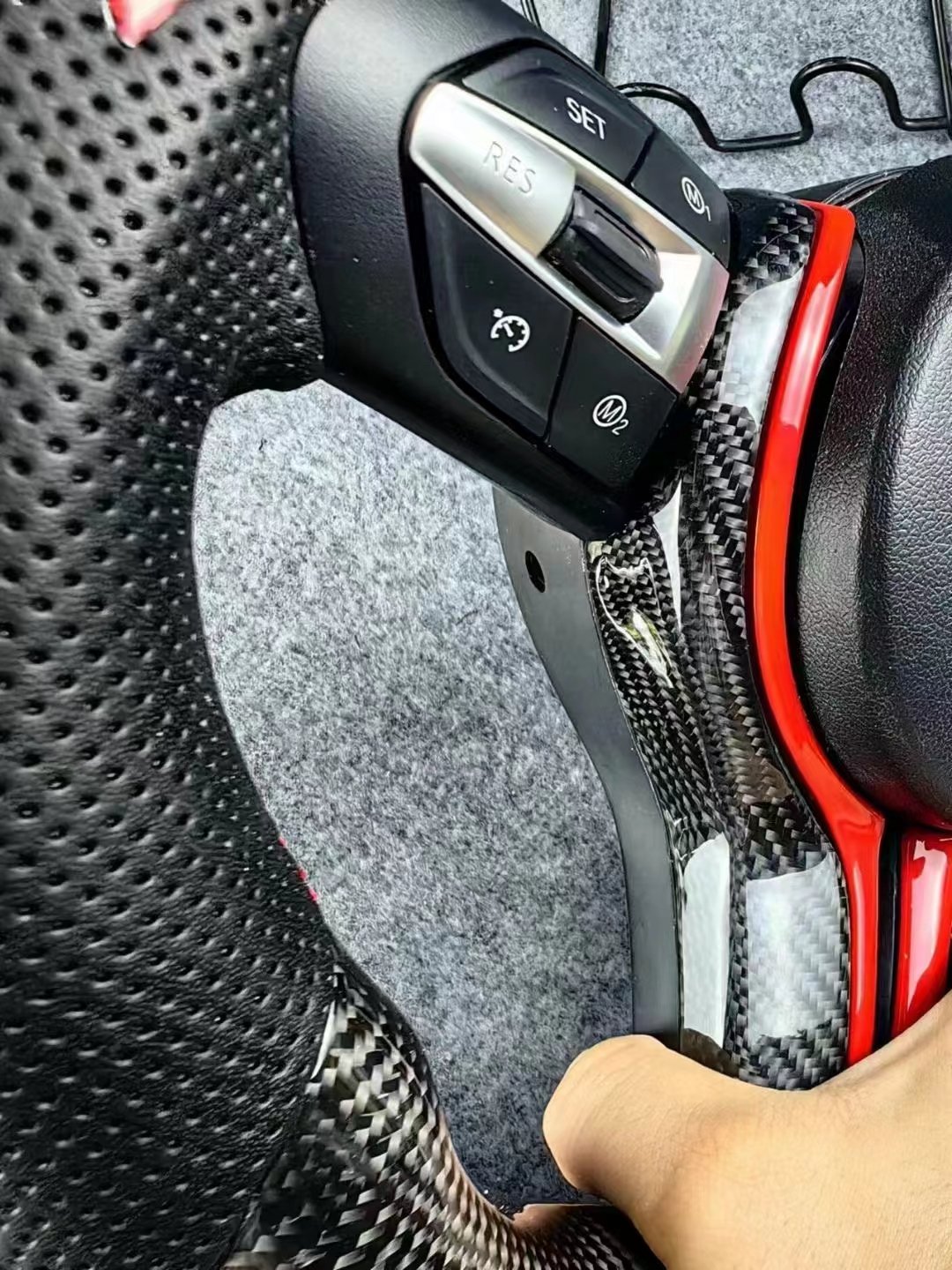 High-end quality custom car steering wheel car steering wheel suitable for B-M-W Audi-VW