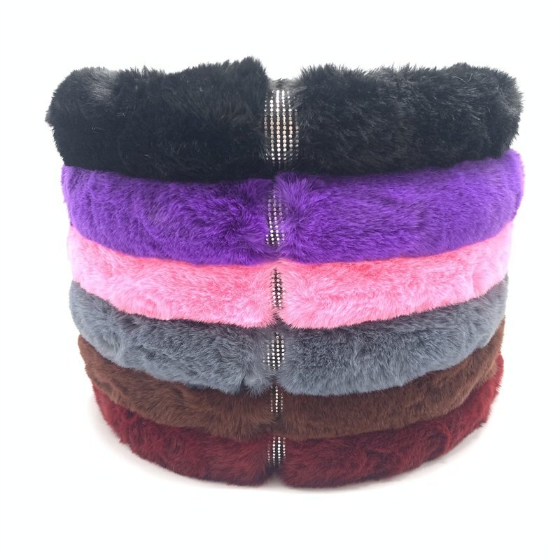 Fashion New Design Diamante Dallas Long Plush Fluffy Steering Wheel Cover