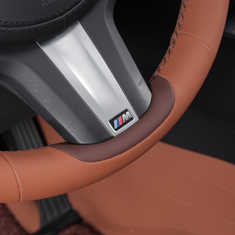Dual tone design style the steering wheel has 57 colors choose from including for BMW Toyota Honda Hyundai which can customized