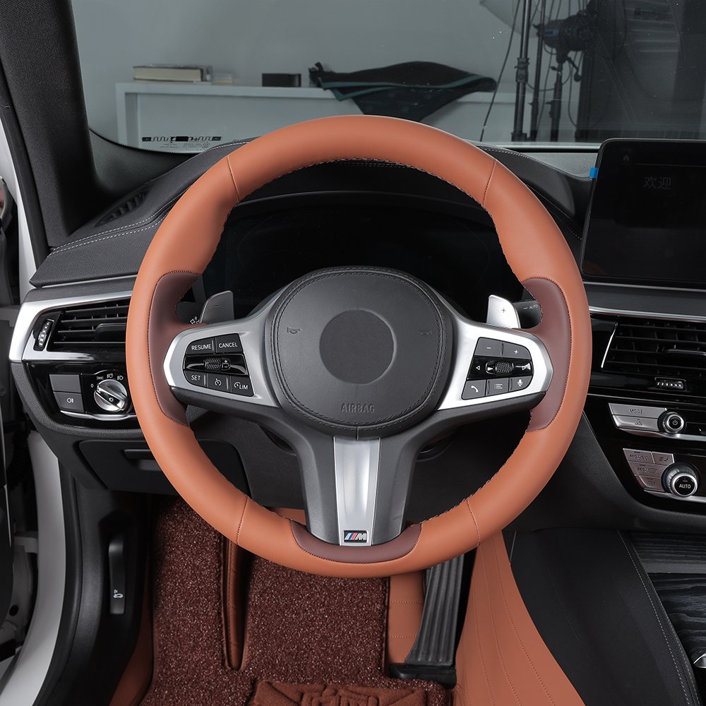Dual tone design style the steering wheel has 57 colors choose from including for BMW Toyota Honda Hyundai which can customized