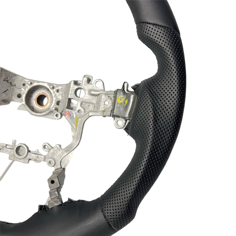 Factory direct sales OEM car steering wheel For TOYOTA Land Cruiser PRADO Sporty NAPA leather steering wheel