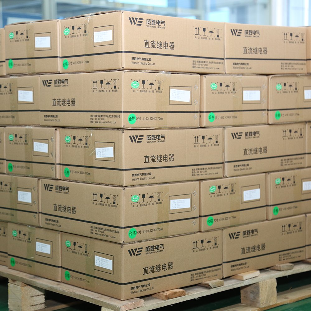 DC to AC 100A Relay SSR 1000VDC Auto Parts Rated Load Voltage 1000V/1500V Relay for High Voltage Industrial Controller