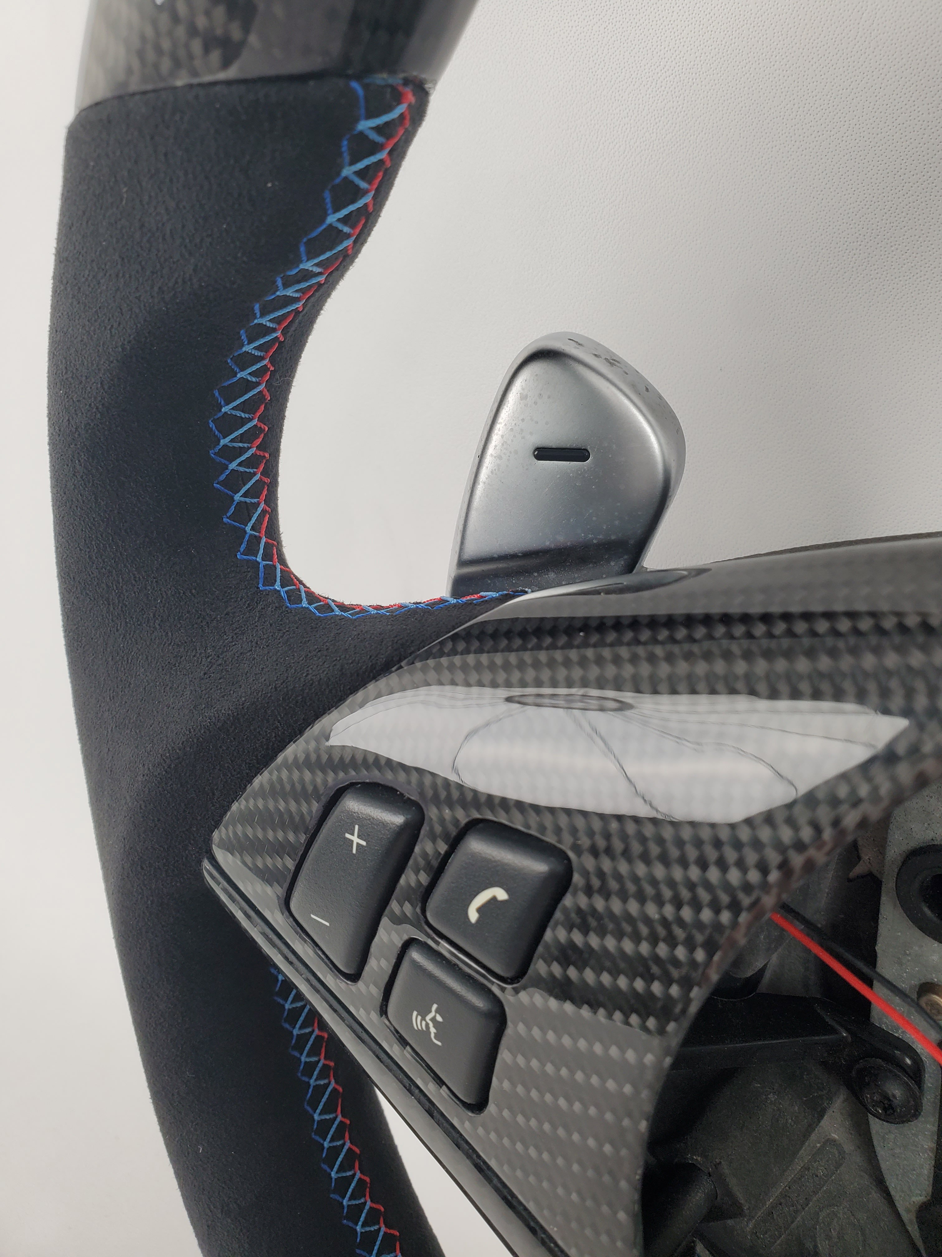 YTcarbon For Led BMW M5 E60 335 Carbon Fibre Auto Parts Premium Custom Sport Real Carbon Fiber Steering Wheel 2005 With Shifter