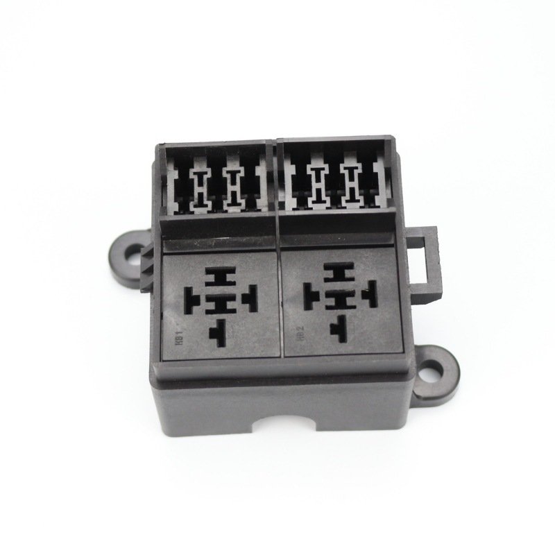 Four-Way Free Assembly Fuse Relay Box Automotive Auto Fuse Holder
