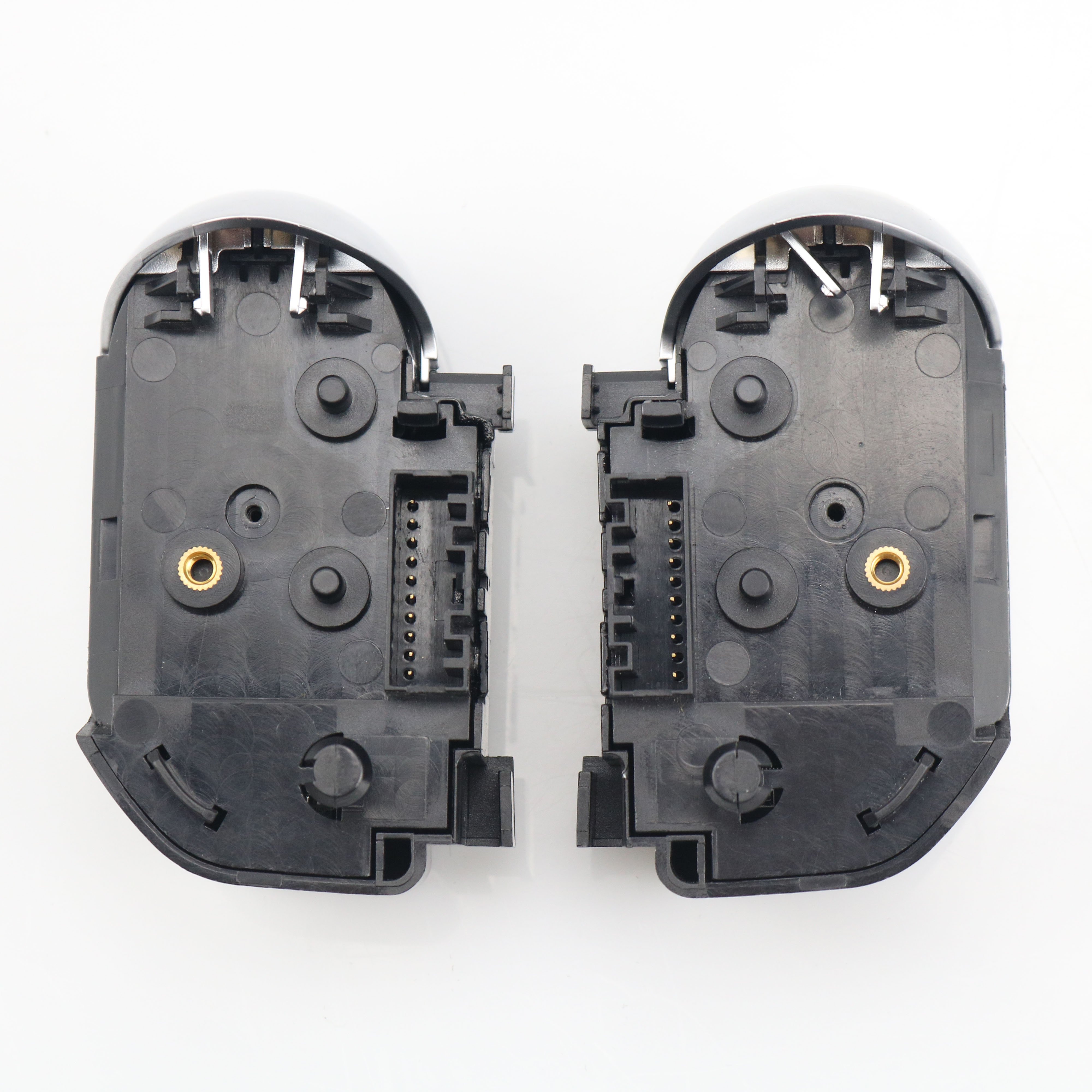 Car steering wheel touch switch button Range Rover