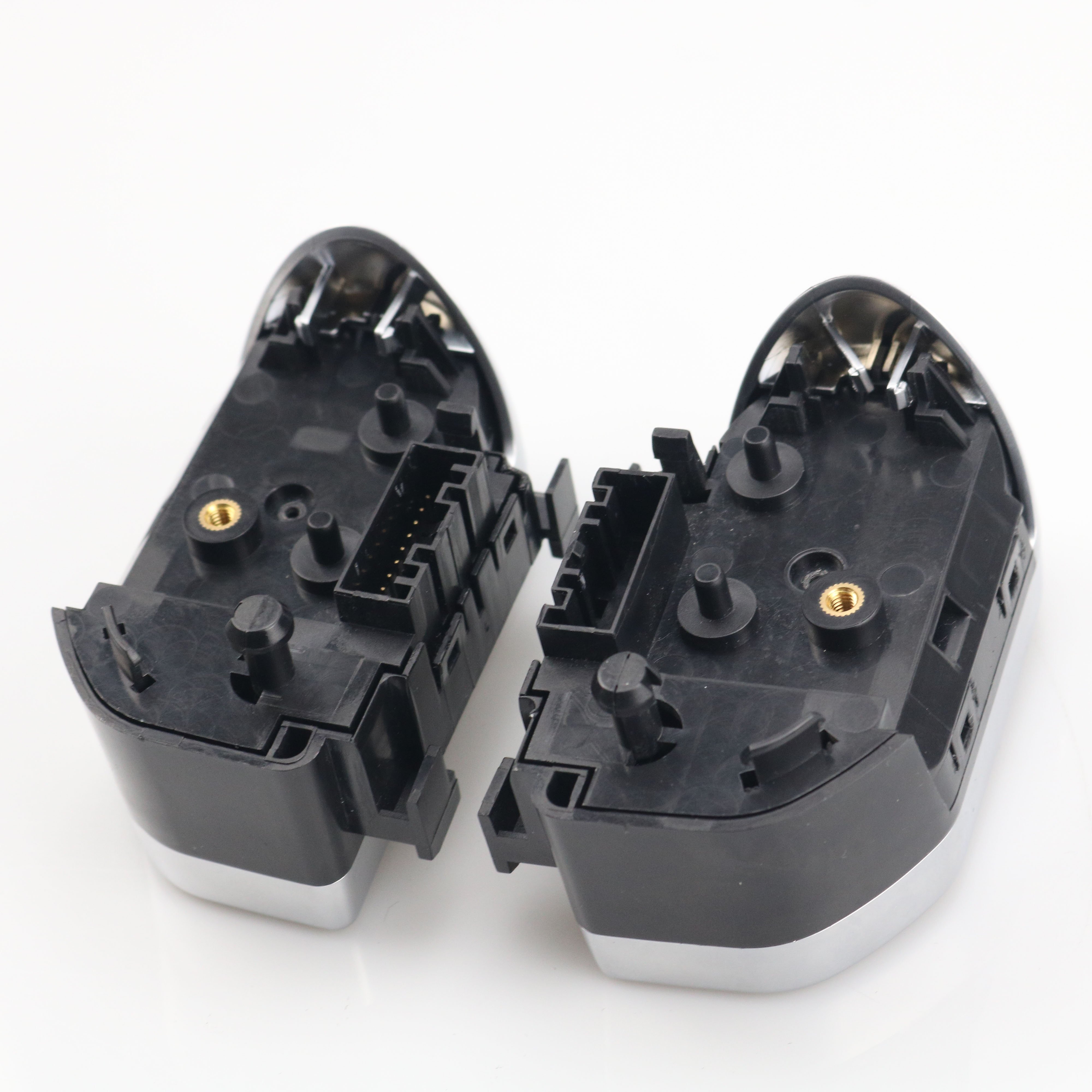 Car steering wheel touch switch button Range Rover