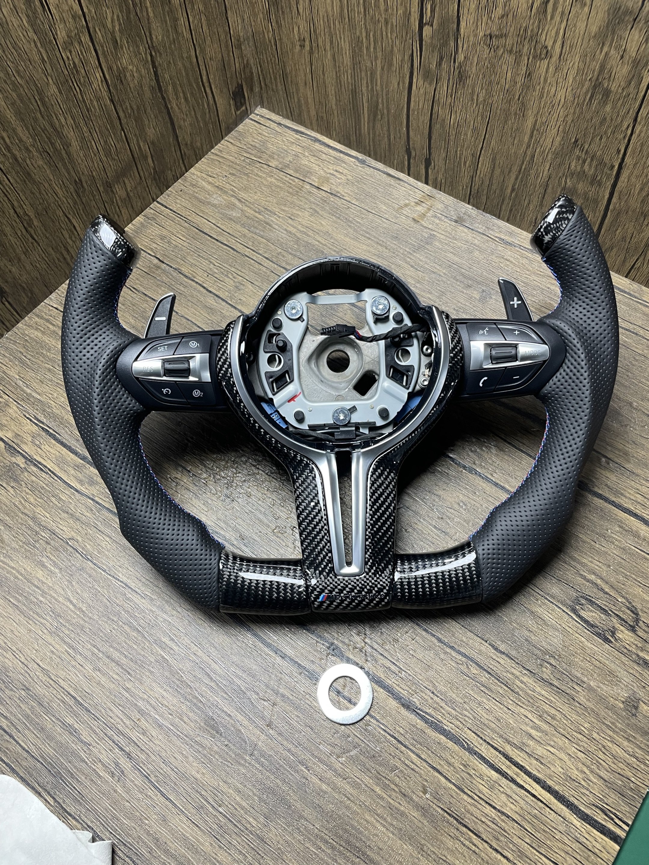 High quality Carbon fiber steering wheel for BMW steering wheels