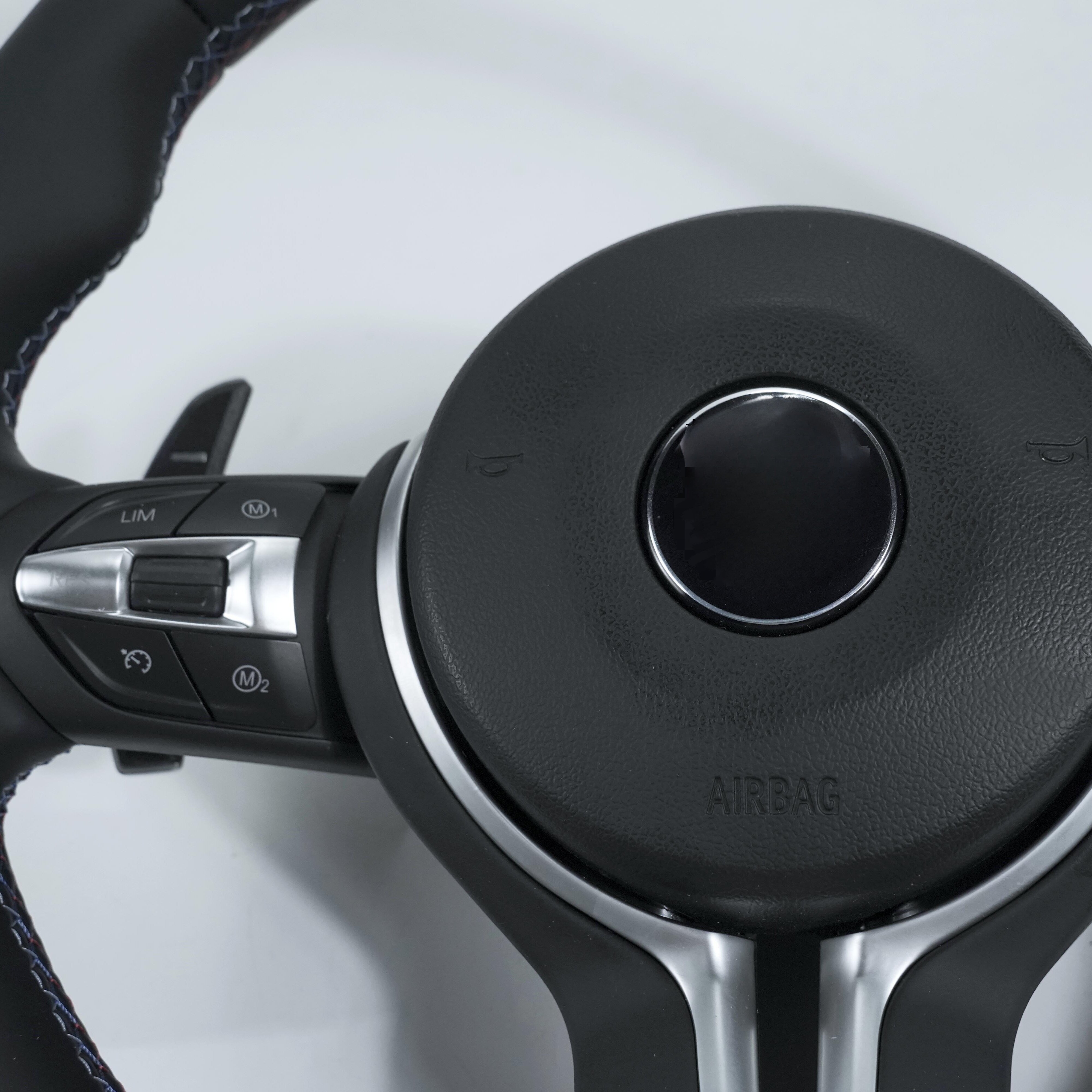 Suitable for BMW F10 F30 Sports-Style Steering Wheel