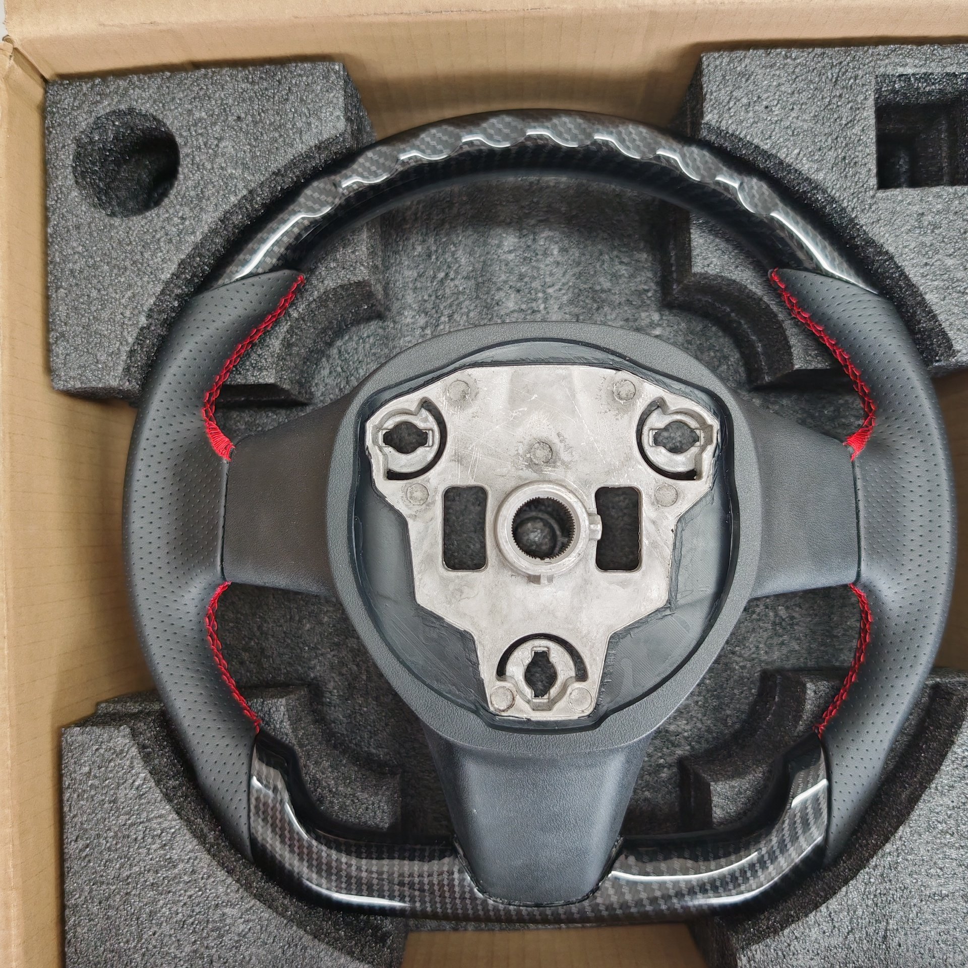 For Tesla Model 3 Y Yoke 2017 2018 2019 2020 2021 2022 2023 Interior Accessories For Cars Custom Sport Leather Steering Wheels