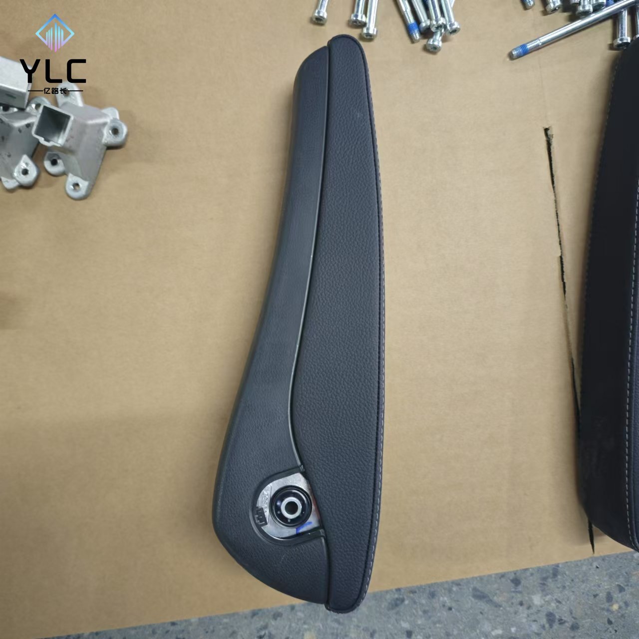 Car Accessory Original v Class V250 Vito Seat Armrest for Vito