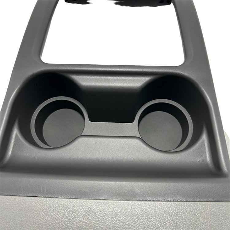New Car Interior Modification Kit Car Centre Console Car Armrest Box Great Wall Fengjun 5305200AP00XA