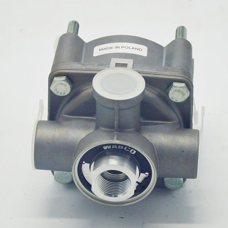 Relay Valve Super Quality and Competitive Price King Long Motor Group Auto Parts Relay Valve