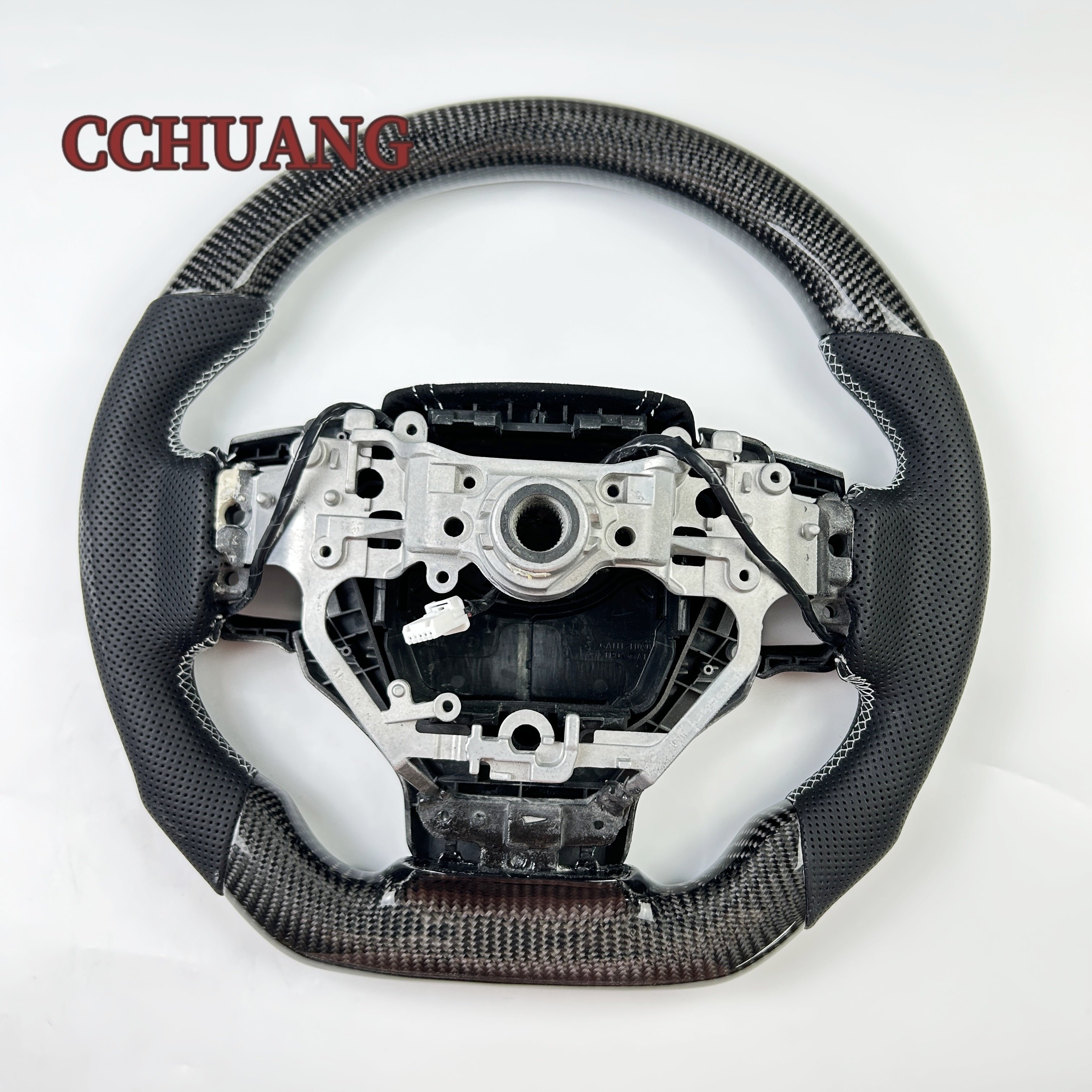 Customized for Lexus ES TC RX ES300 IS250 GS350 automotive interior accessories perforated leather carbon fiber steering wheel