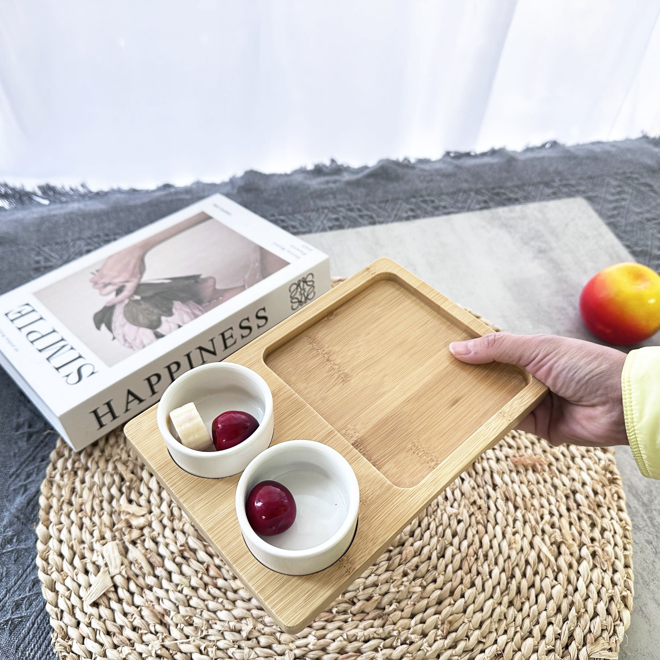 Custom logo Rectangle 18x13 Home Centre Nature Squad Chip and Dip Platter Bamboo Armrest Serving Sushi Tray with 2 Dip Bowls