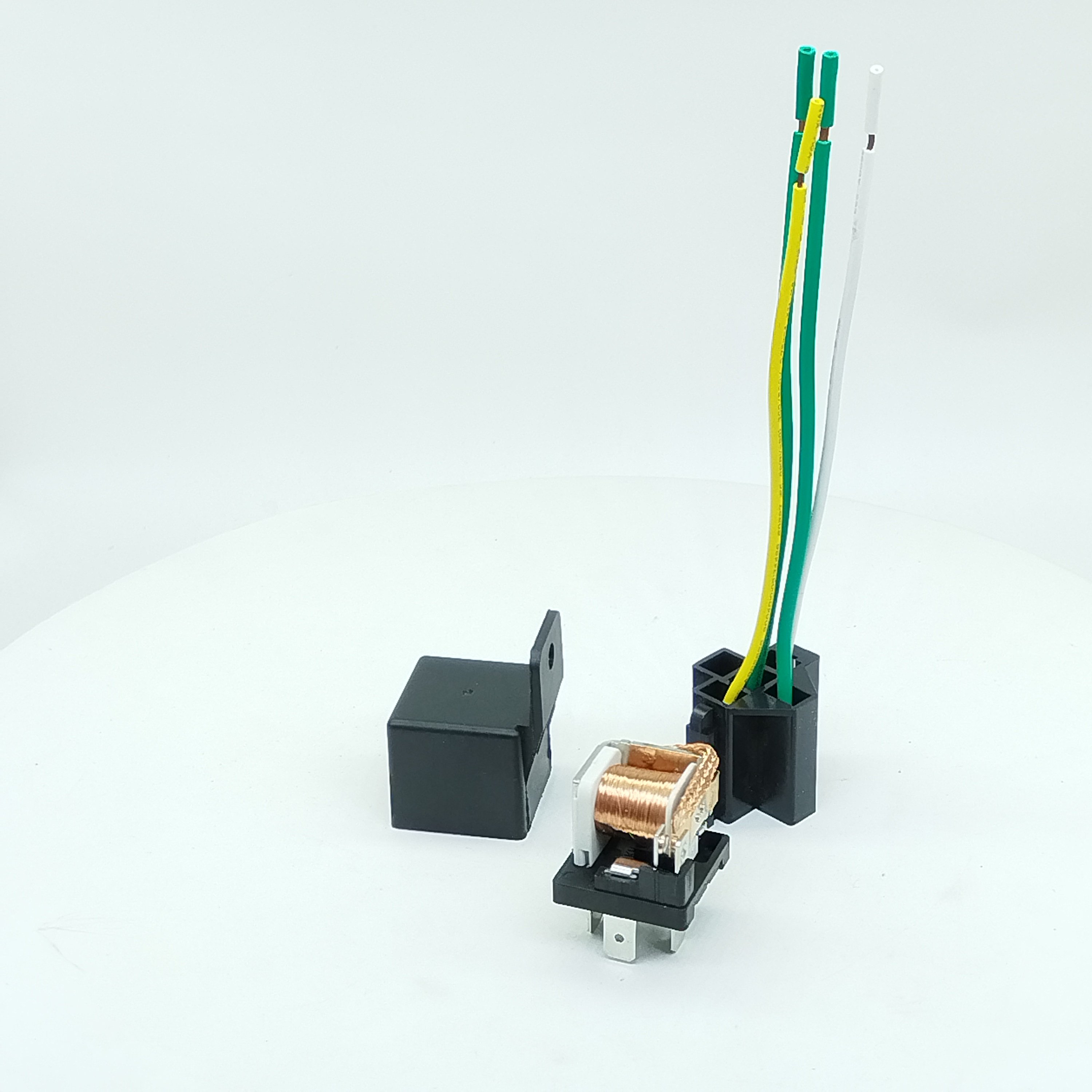Hot Sale 12V 40A Electric Car Relay and Socket Connector for Auto 12v