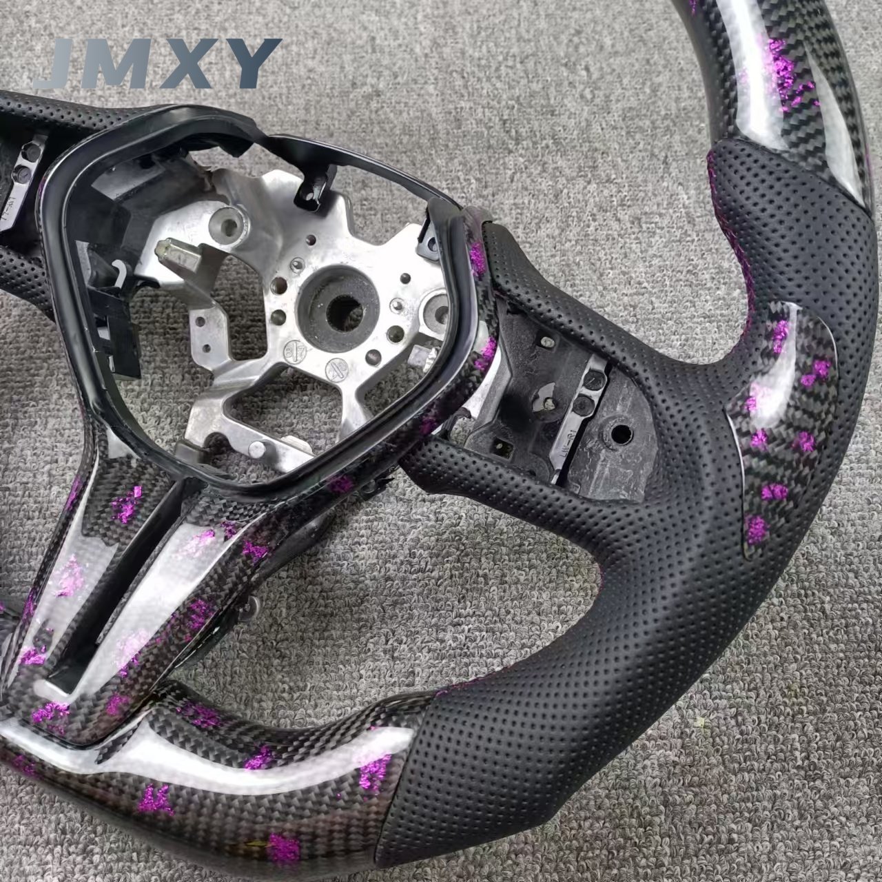 Customized carbon fiber steering wheel for Infiniti Q50 Q60 auto parts steering wheel