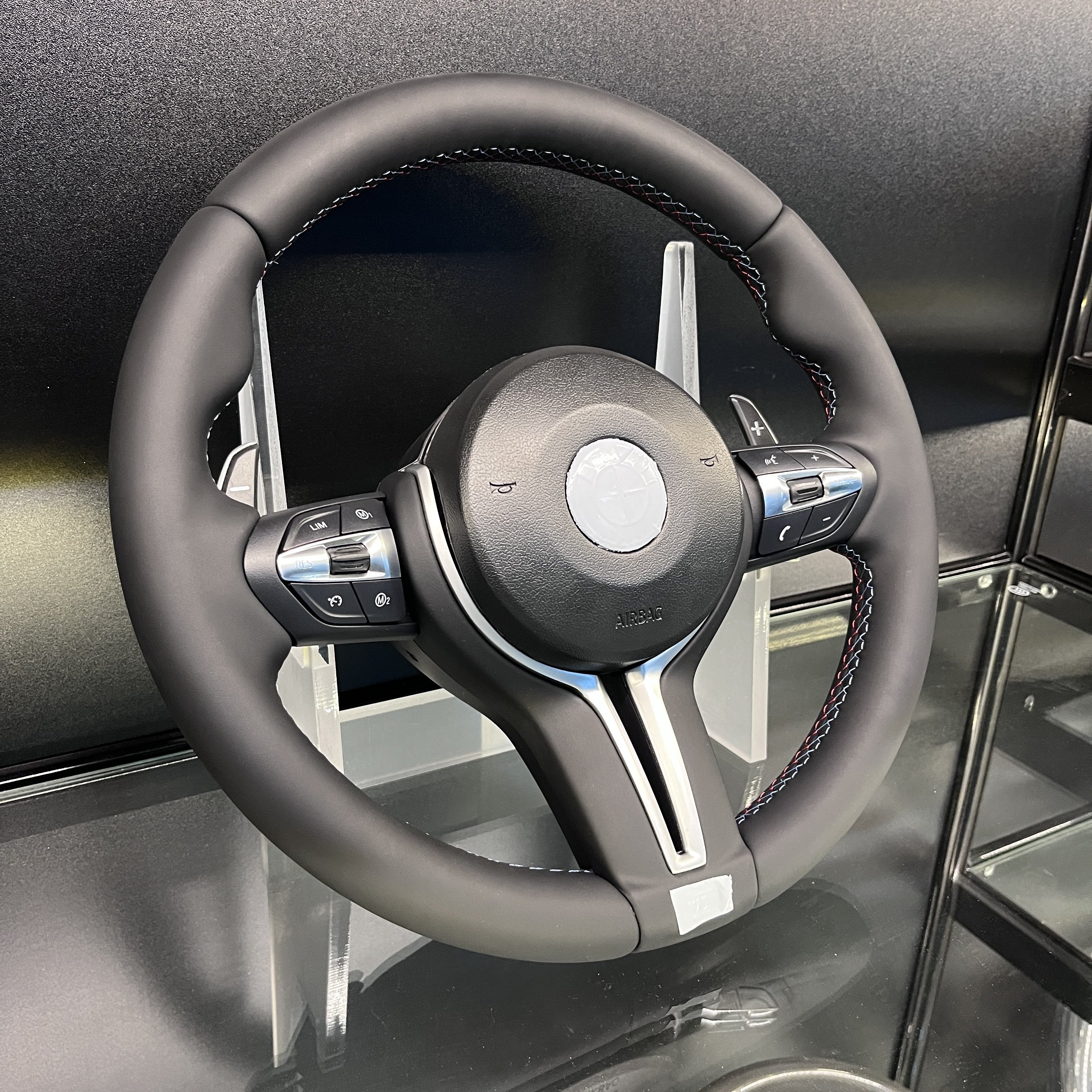 Auto Car Steering Wheel for Bmw F10 F30