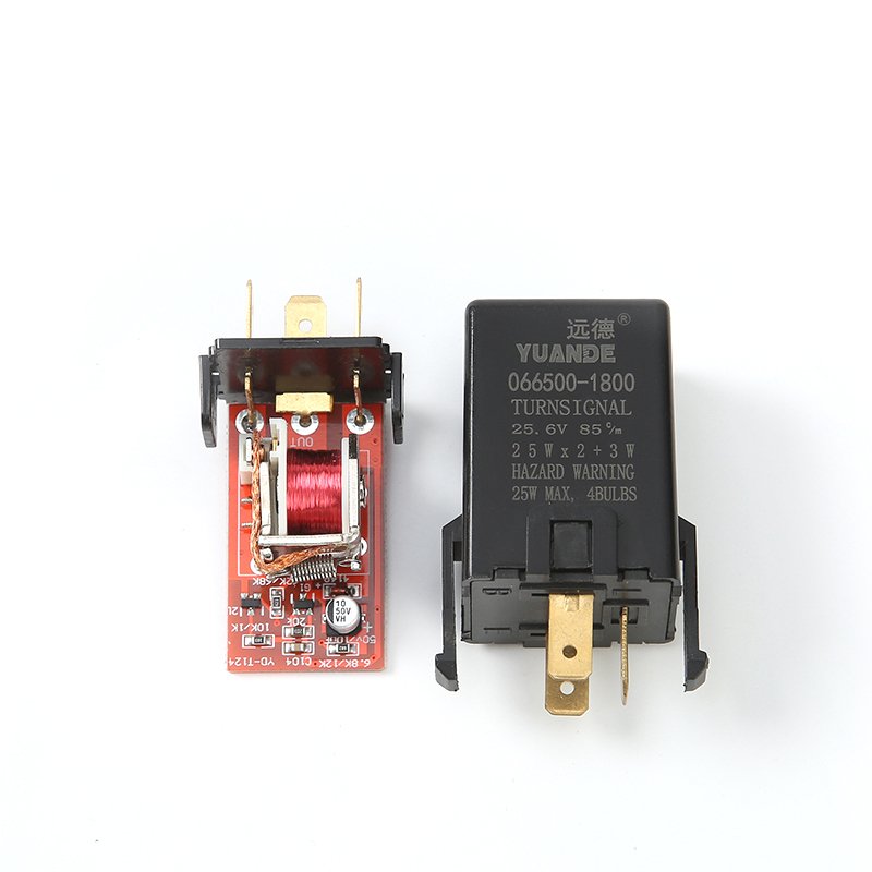 AUTO Flasher 95550-39000 MB302374 066500-1800 95550-34000 for MITSUBISHI Truck 24V 3P Flasher Relay