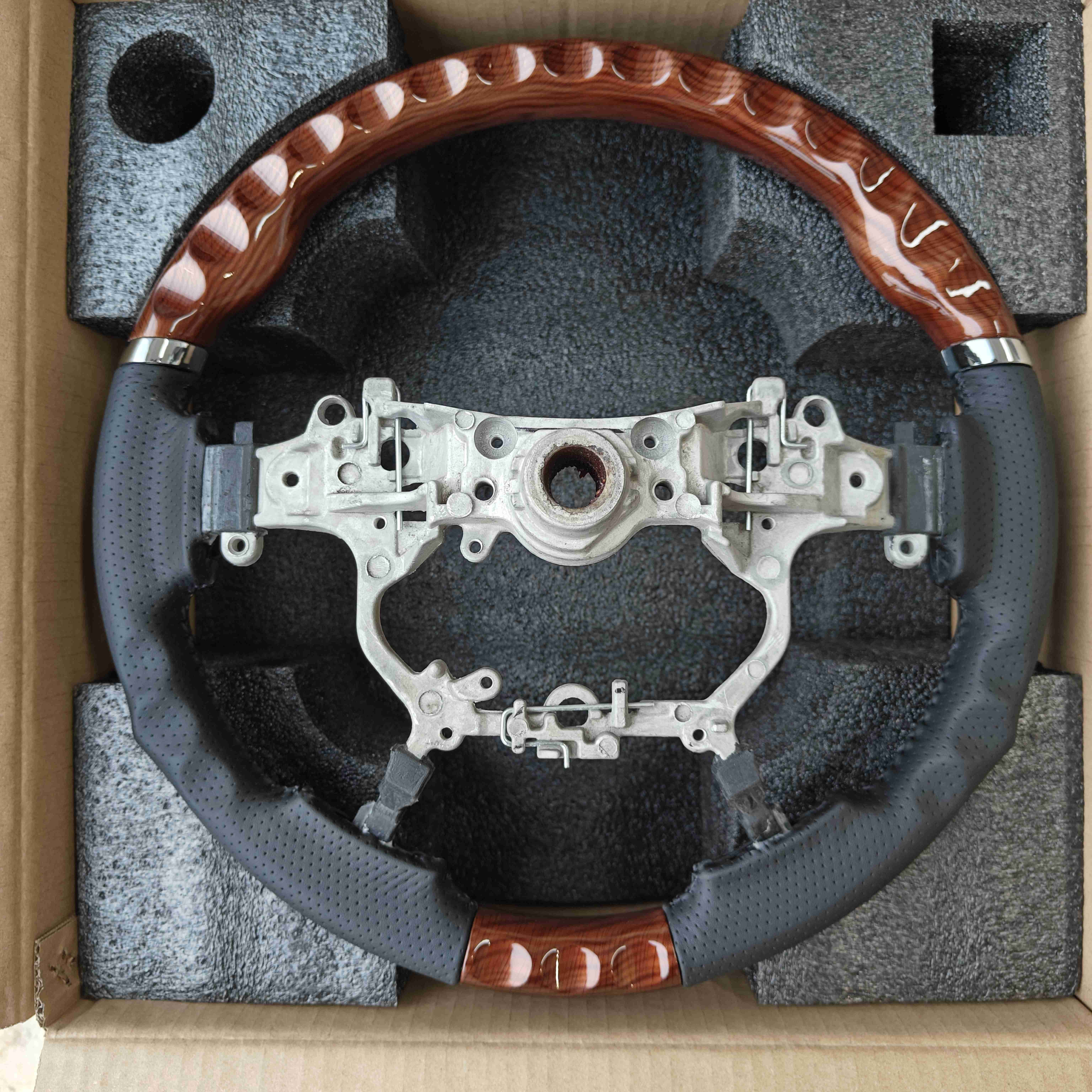 Customize For Toyota LAND CRUISER FJ200 2016-2022 PRADO FJ150 2018-2023 Interior Accessories Sport Wood Steering Wheels For Cars