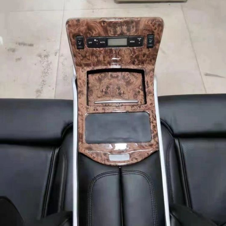 Multifunctional Luxury Van Wire Armrest Box for LX 570 /Infiniti QX80 /Nissan Patrol /LC200 LC300 LC 200 LC 300