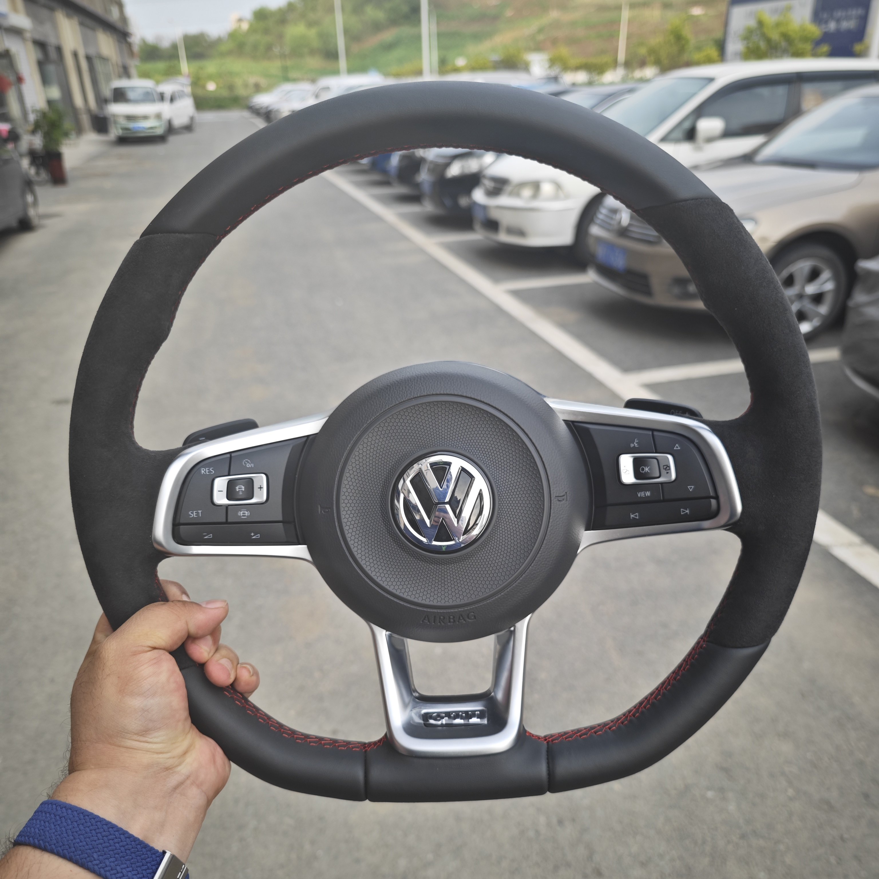 Custom leather modified steering wheel for Volkswagen ZC-DZ-2