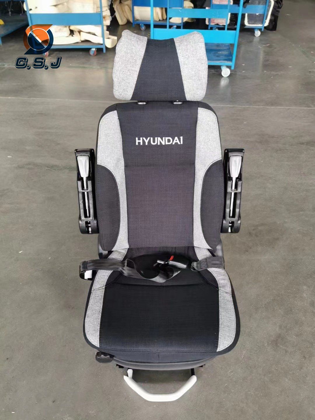 Construction Machinery Parts Excavator Operator Seat Assy for Hyundai Kobelco Hitachi Doosan Excavator