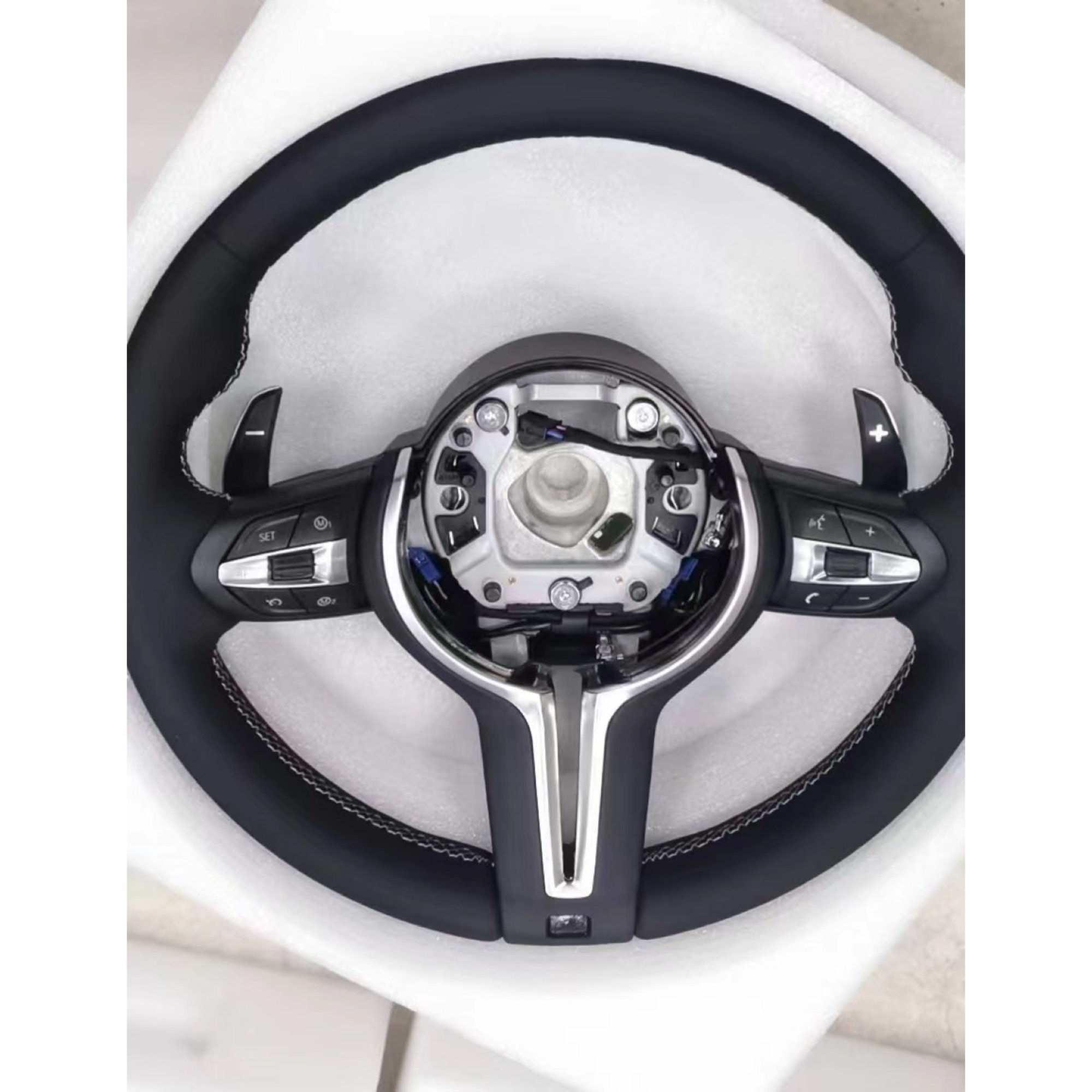 F30 Steering Wheel Leather F10 F32 F20 F07 F01 F02 F22 F87 F12 F06 F35 F80 F36 F18 F25 Factory Direct Sale For BMW M3 M5 Wheel