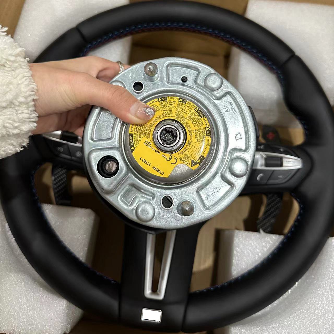 Automotive Black Real Leather Steering Wheel for Bmw 3 5 Series F10 F20 F30 M3 M5 E90 2007