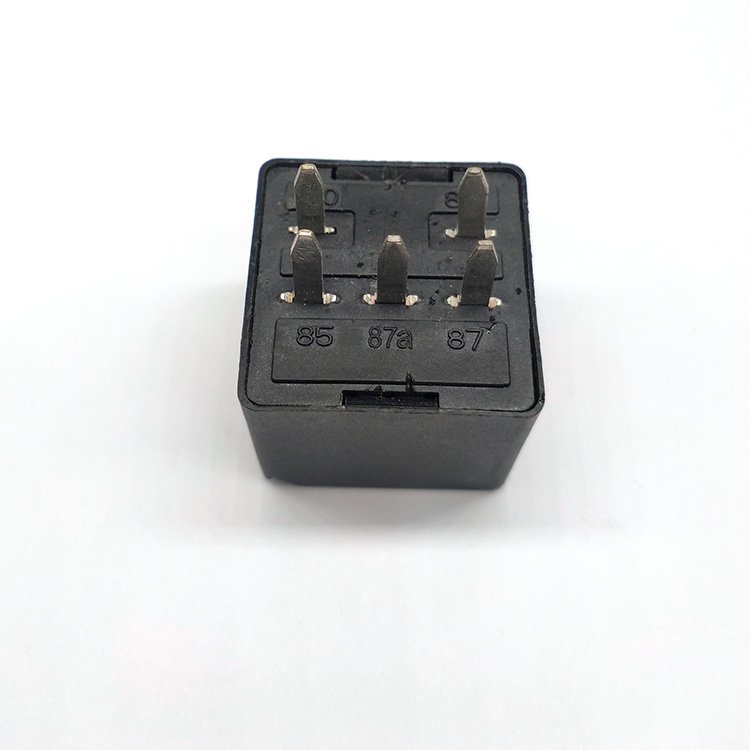 12V Auto Relay 12193601/ 15-8719 for buick Cars