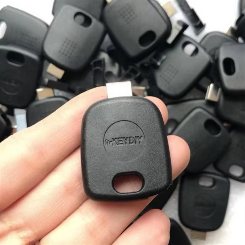 KEYDIY Universal Transponder Car Key Shell Case KD/VVDI Blades Head With Chip Holder Universal Car Key Casing