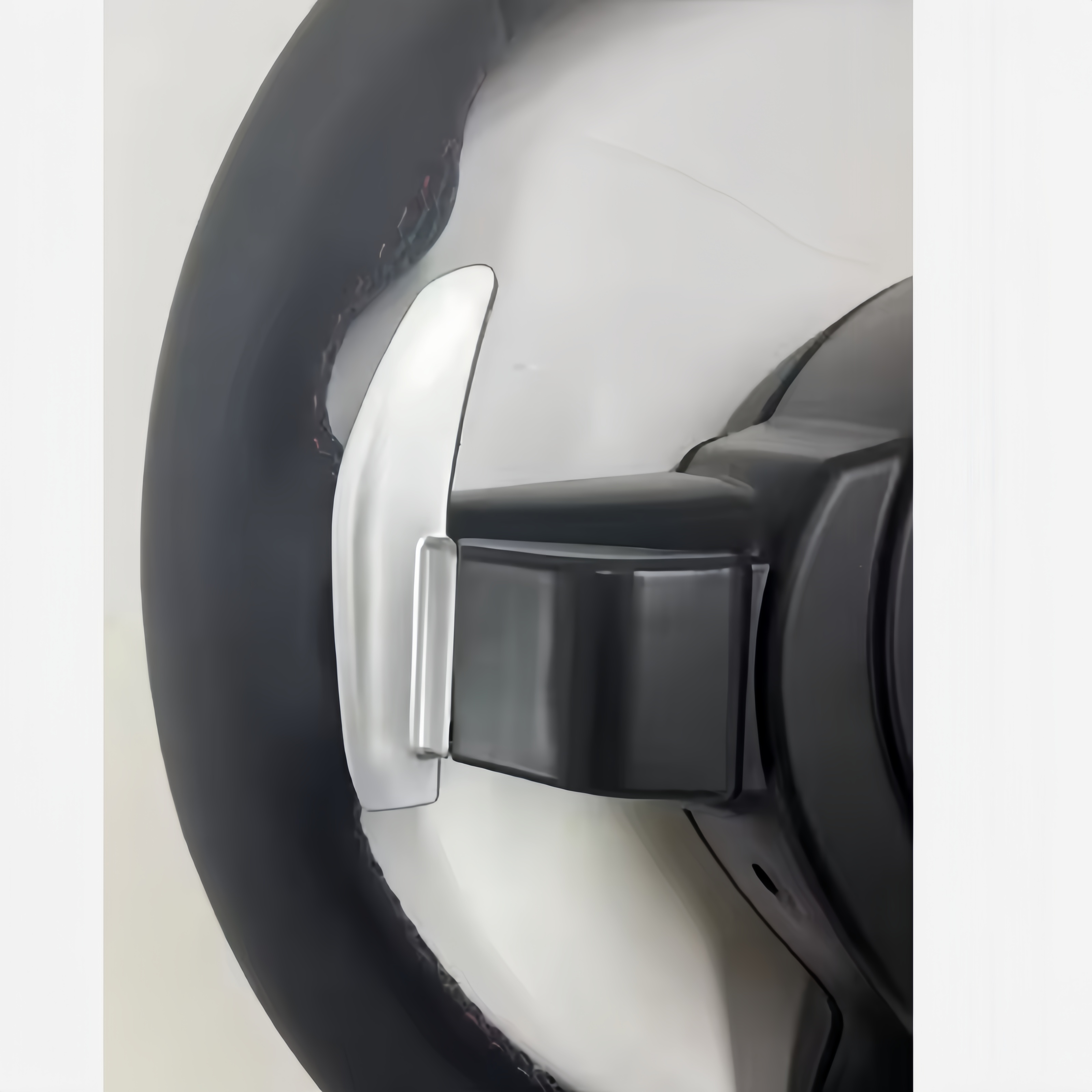 Custom Black Perforated Leather M Sport Steering Wheel For BMW F10 F30 F31 F32 F20 E92 E60 M3 M4 M5 M6 Leather Steering Wheel