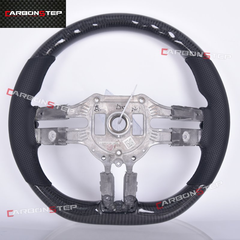 Low Price Carbon Fiber Steering Wheel In Stock For Mercedes Benz W118 S320 GTS C218 C220 GLK X204 ML W163 CLS C219