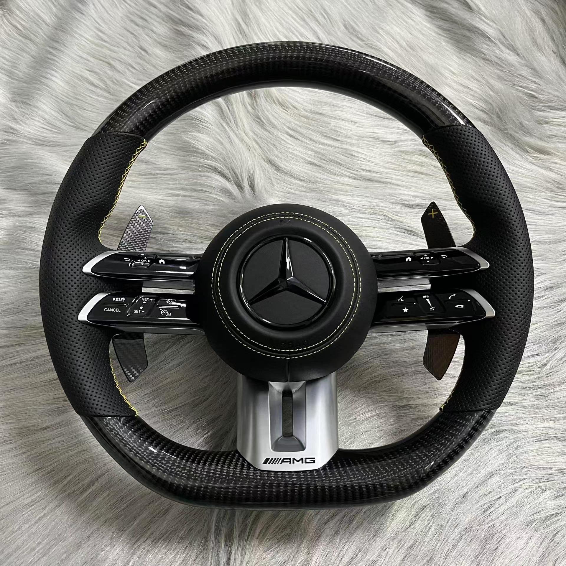 For Mercedes Benz W246 2023 2022 B200 CLA E220 AMG CLE White Leather Steering Wheel Car Interior Accessories