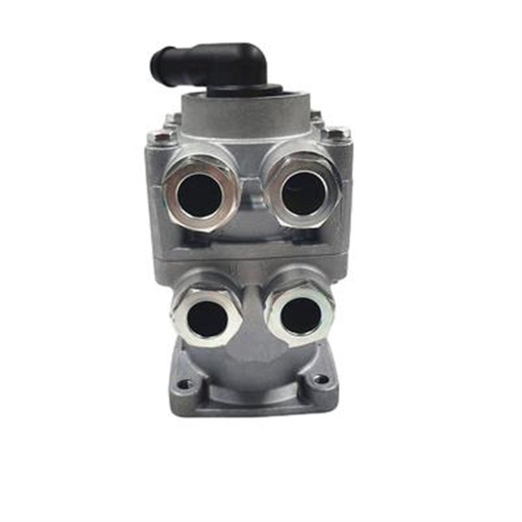 Brake System Auto Parts High Quality Sinotruk HOWO Truck Master Brake Valve LG9704360057