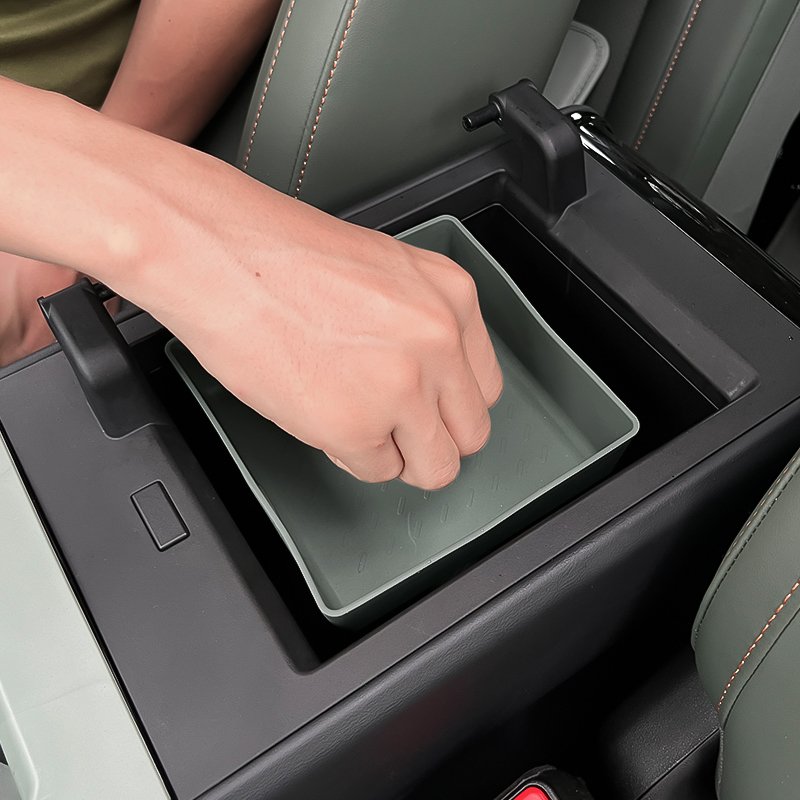 Chery ICAR 03 Car Interior Accessories Popular Style Armrest Box with Water Cup Sleeve & Lower Storage Box Modified Pad