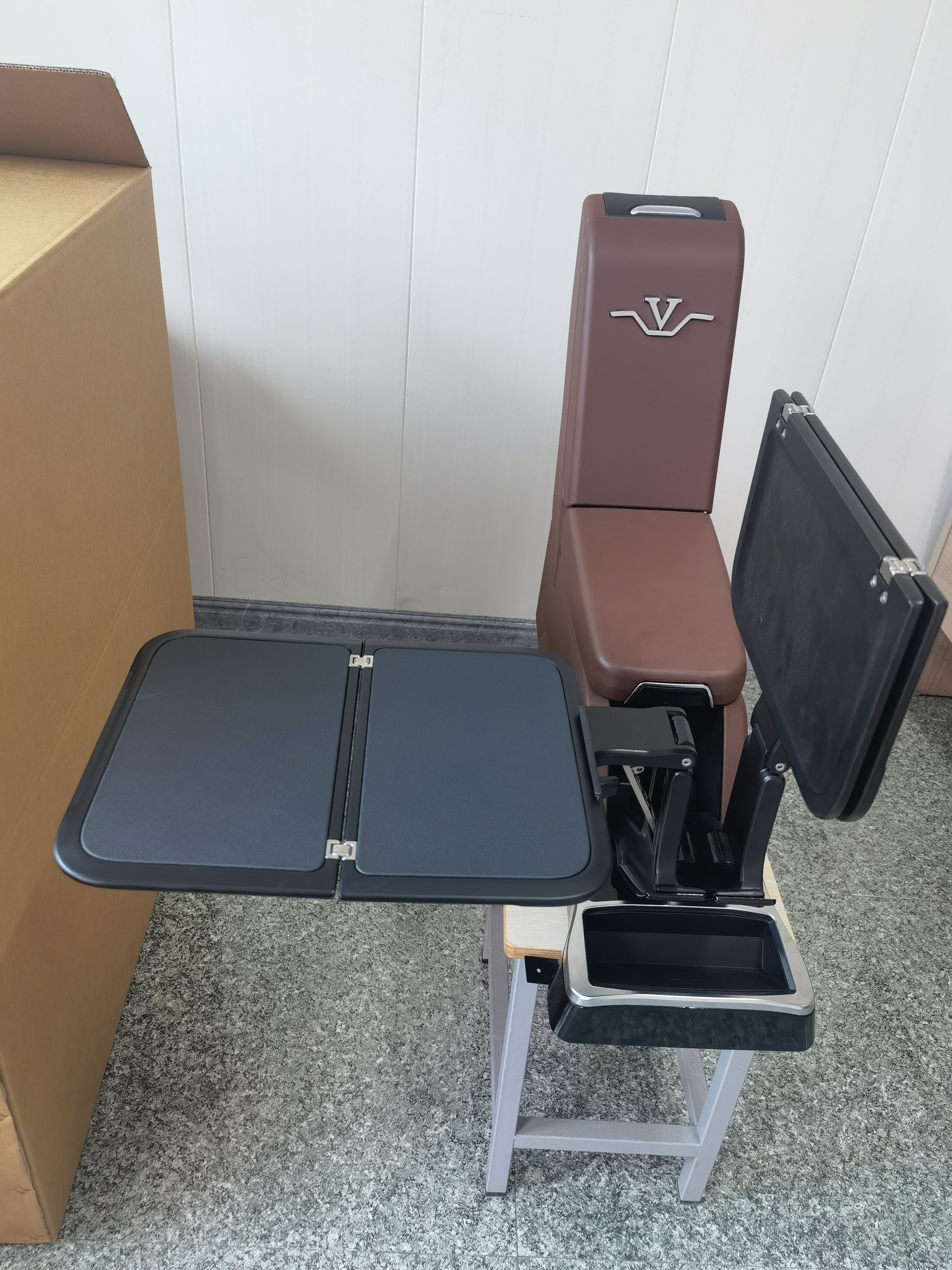 Auto Storage Box Electric SUV Armrest Car Center Console for Car