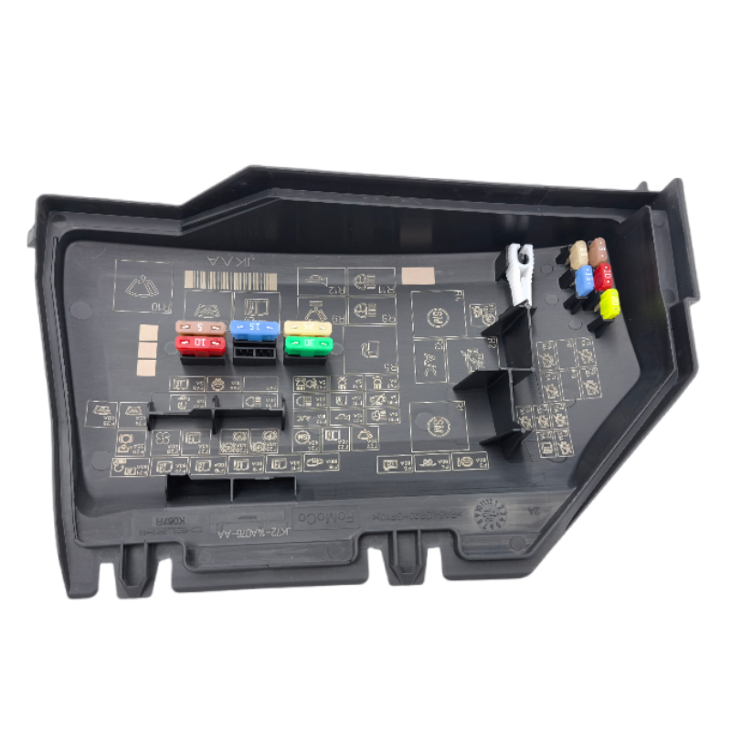 Manufacturer Supply Automotive Fuse Box for Land Rover Freelander Aurora Safety Car Cabin Fuse Box Component