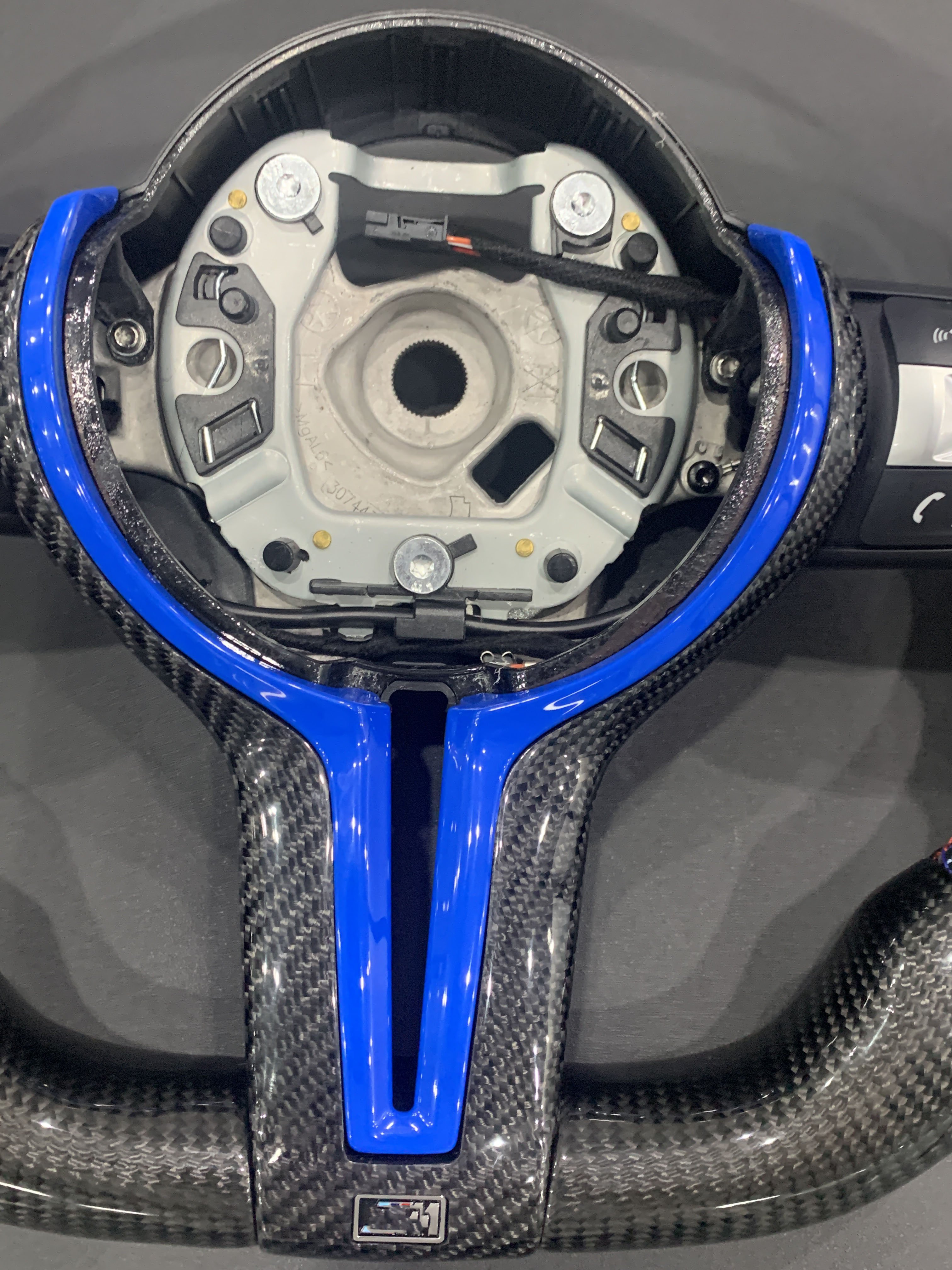 Custom F30 F10 F32 E60 E46 E90 X5 E70 M3 M4 M5 M6 F90 F80 F82 F87 Carbon Fiber Steering Wheel for BMW with Paddles