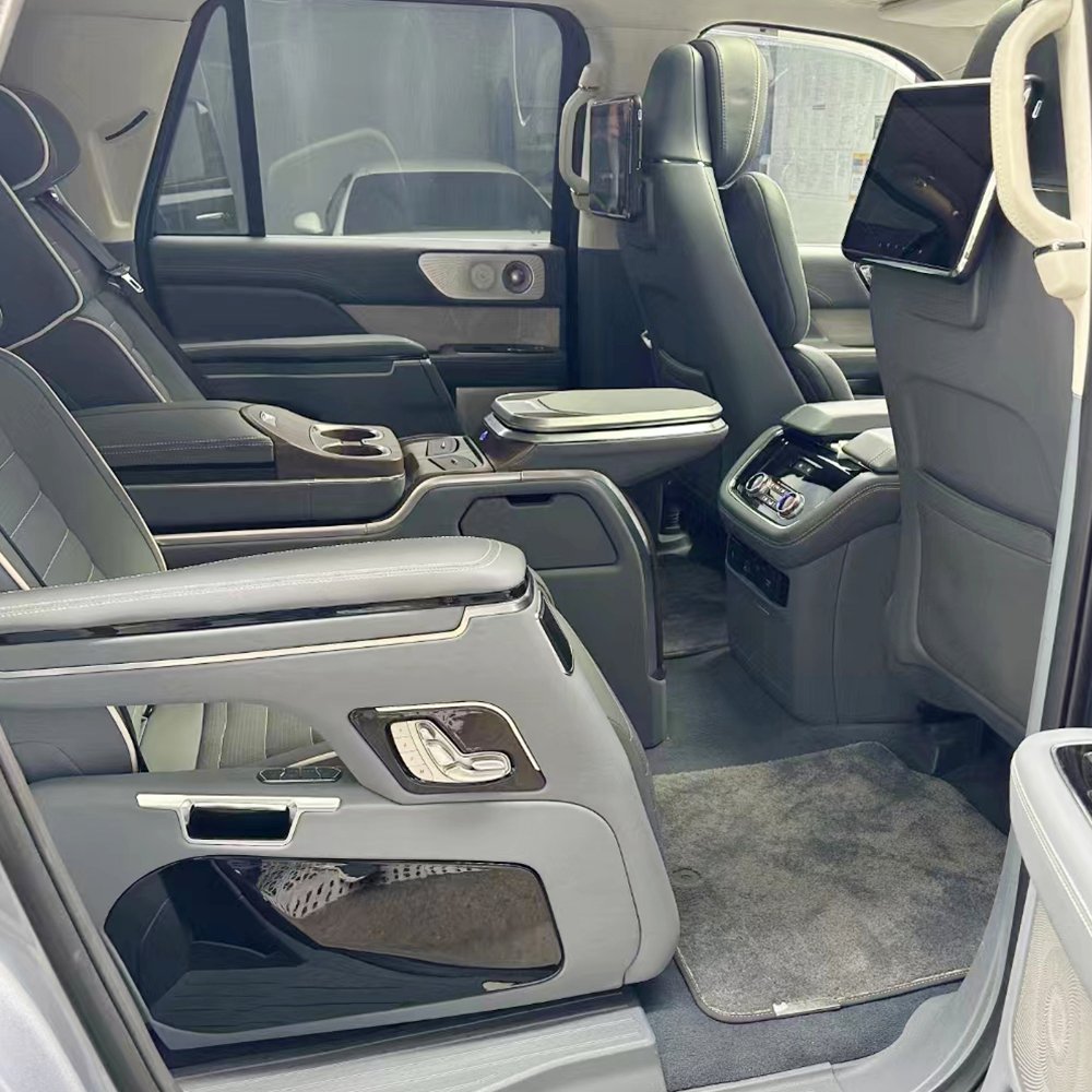 Factory Custom Interior SUV Modified Luxury VIP Console Armrest Car Rear Seat for Lincoln