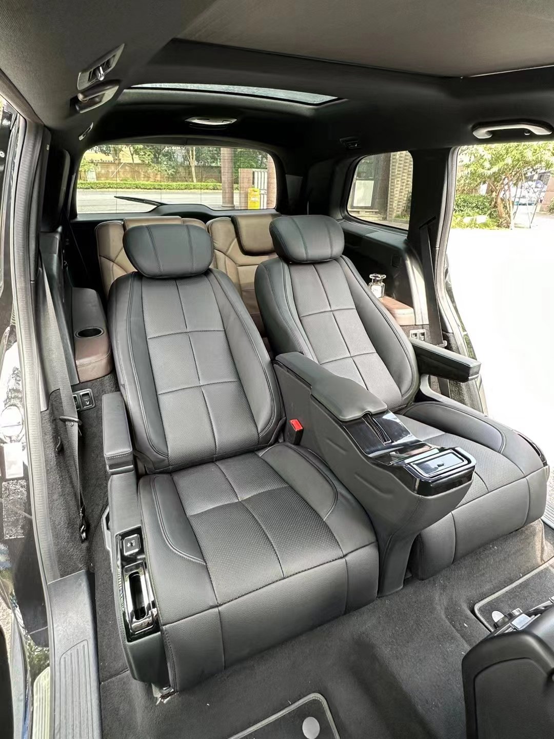 Suitable for GLS450 Land Rover 7-seater Small SUV Aviation Seat Modified Multi-functional Luxury Seat with Armrest