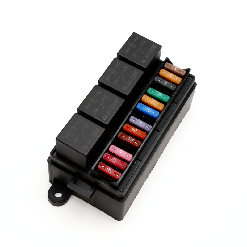 12V Fuse Relay Box With 4 Pcs 4 Pin Relays and 12 Pcs ATC/ATO Blade Fuses