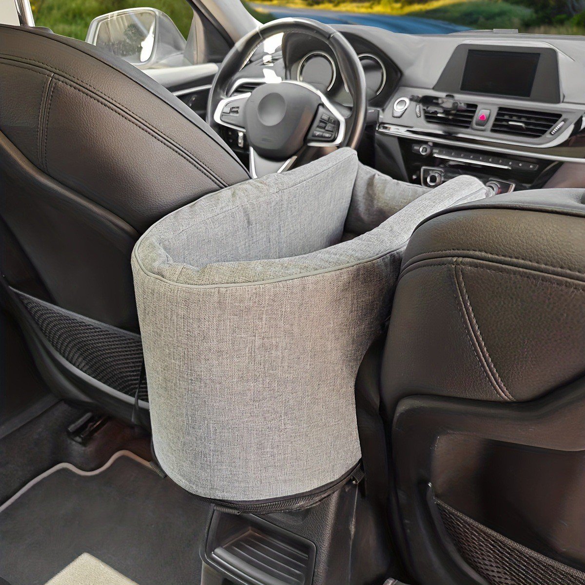 High Quality Portable Fully Detachable Washable Safety Anti-Slip Center Console Small Dog Booster Car Seat With Belt