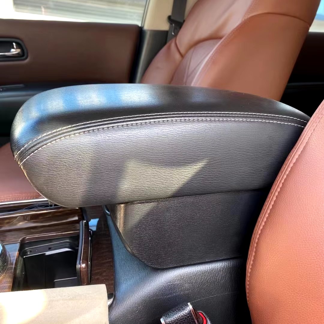 Land Patrol Y62 Auto Parts General-purpose Multi-functional Large-scale Storage Armrest Control Box Can Be Pushed and Pulled