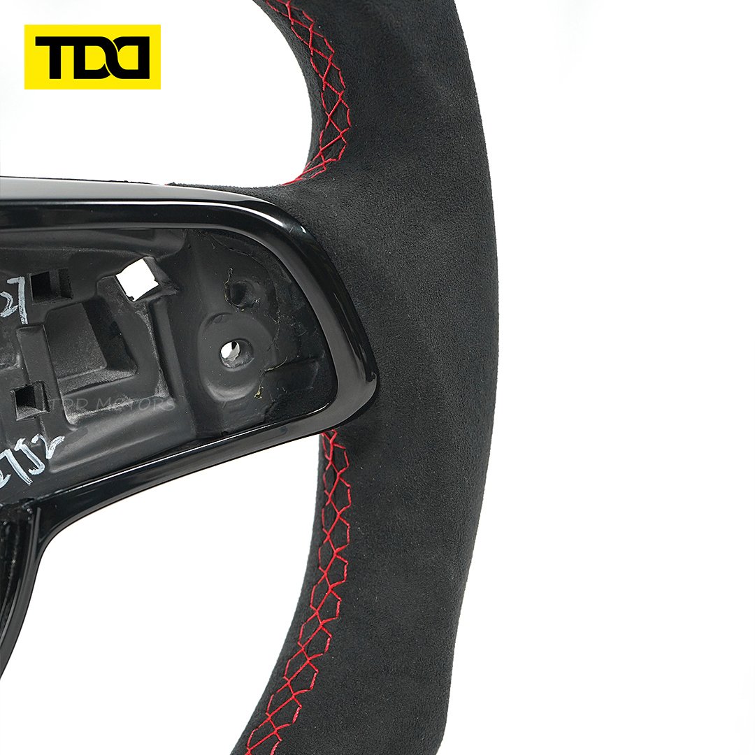 Customized Carbon Fiber LED Steering Wheel For Volkswagen GTI Golf 7 Golf R MK7/7.5 VW Polo GTI Scirocco