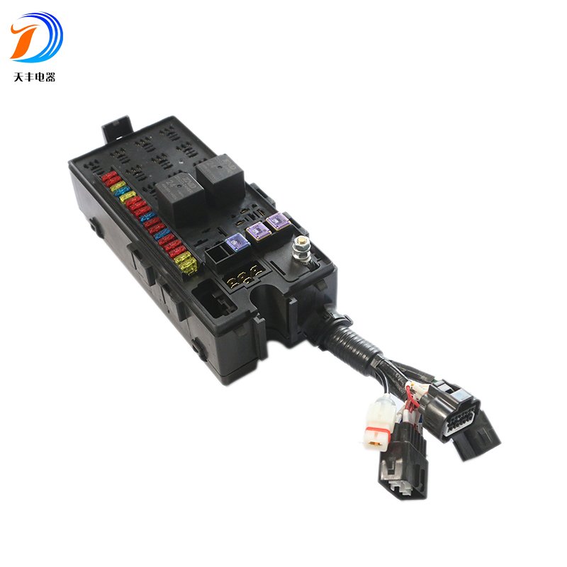 18 Way Fuse Relay Box Car Automotive Insurance for Automotive Marine
