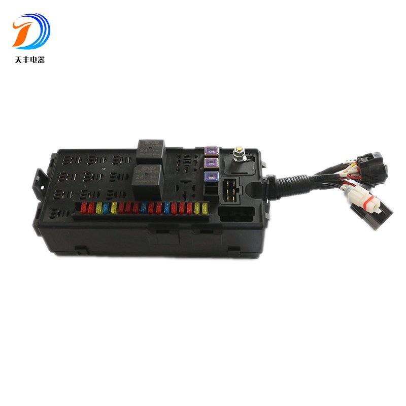 18 Way Fuse Relay Box Car Automotive Insurance for Automotive Marine