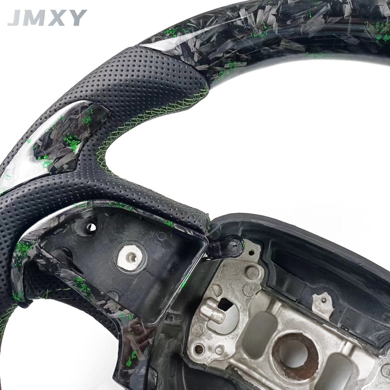 Car carbon fiber steering wheel is suitable for the 2015 Dodge Challenger steering wheel