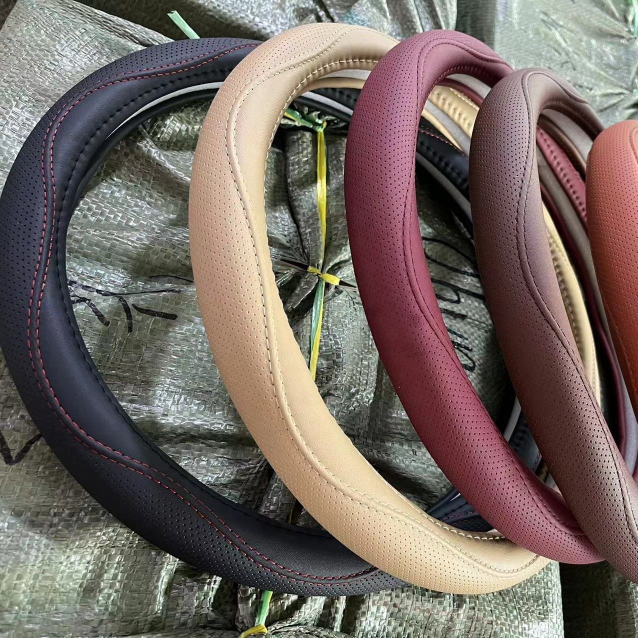 2022 New Cheap price PU leather Steering Wheel Cover
