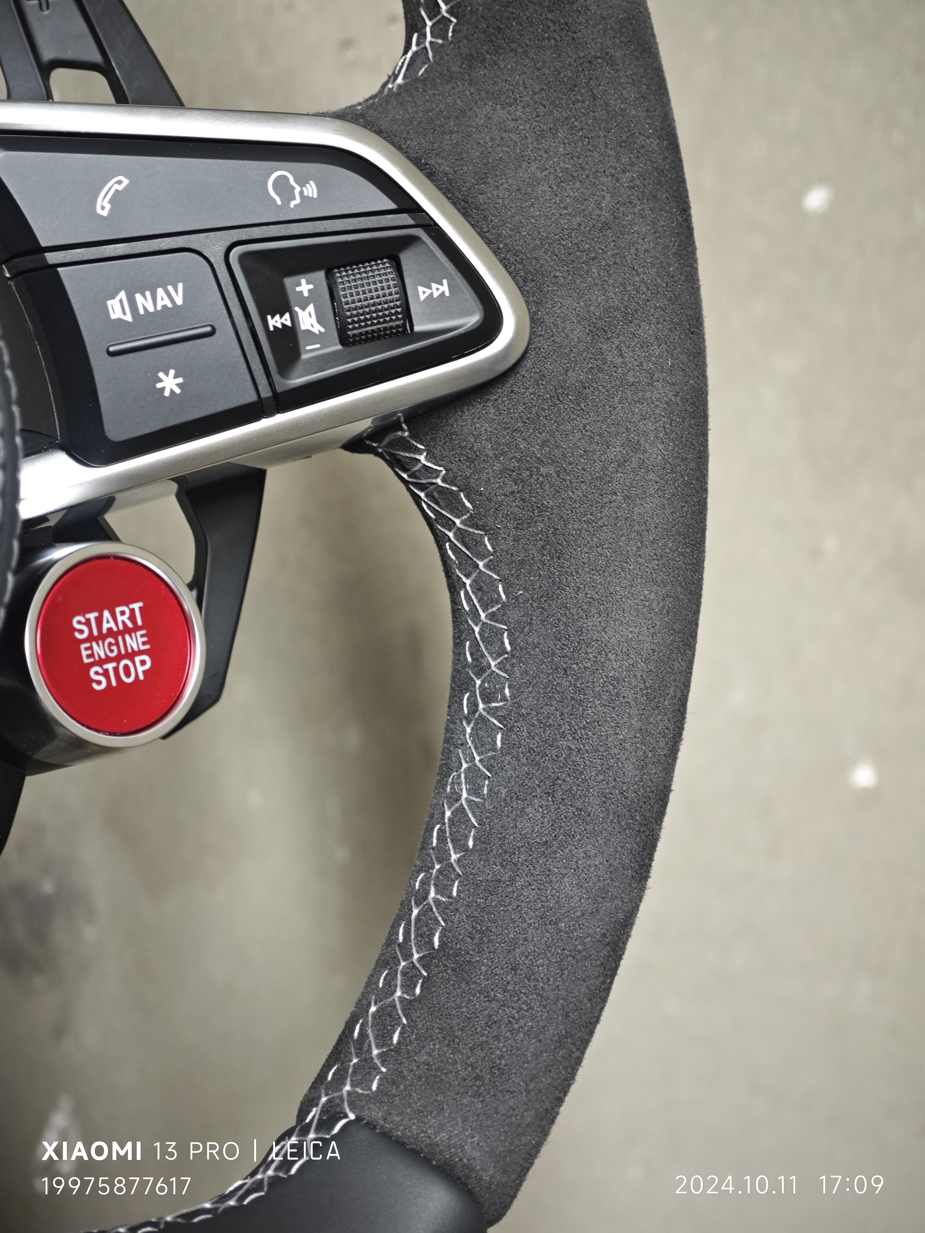 Luxury Sport Black Leather Le Carbon Fiber Steering Wheel For Audi RS3 RS4 RS5 RS6 RS7 S3 S4 S5 Custom Car Steering Wheel